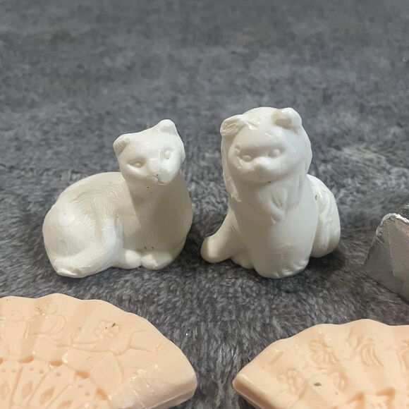 Set of 5 Vintage Soaps - 2 Kittens Cats 2 Fans 1 Block Wrapped Soap - Picture 3 of 6